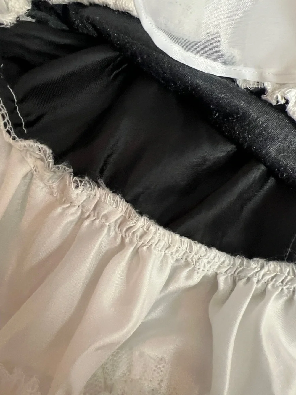 Harlow & Rose adorable black